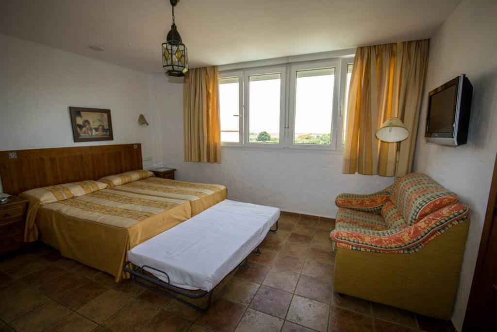 Hotel Casa Grande Захара де лос Атунес Стая снимка